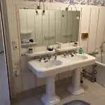 Konukevi Le Manoir De La Graviere 4*