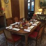 Konukevi Le Manoir De La Graviere 4*