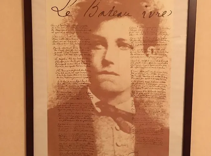 Oda ve Kahvaltı Le Manoir De La Graviere 4*